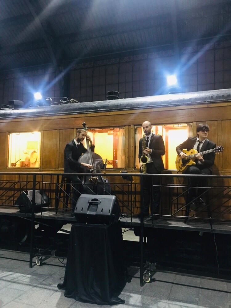 Jazz trio at the Madrid Railway Museum